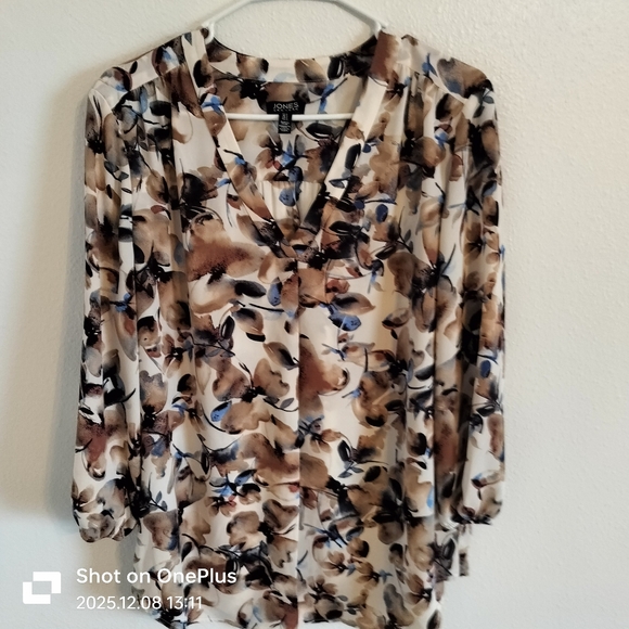 Jones New York Tops - Women's Jones New York‎ Watercolor Floral Tunic Whimsigoth Boho Contemporary